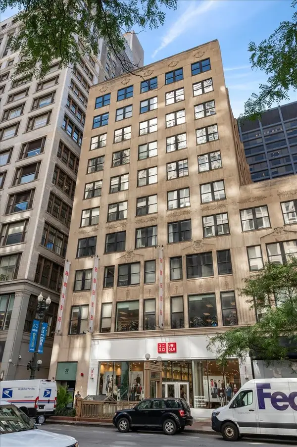 20 N State Street #409, Chicago, IL 60602