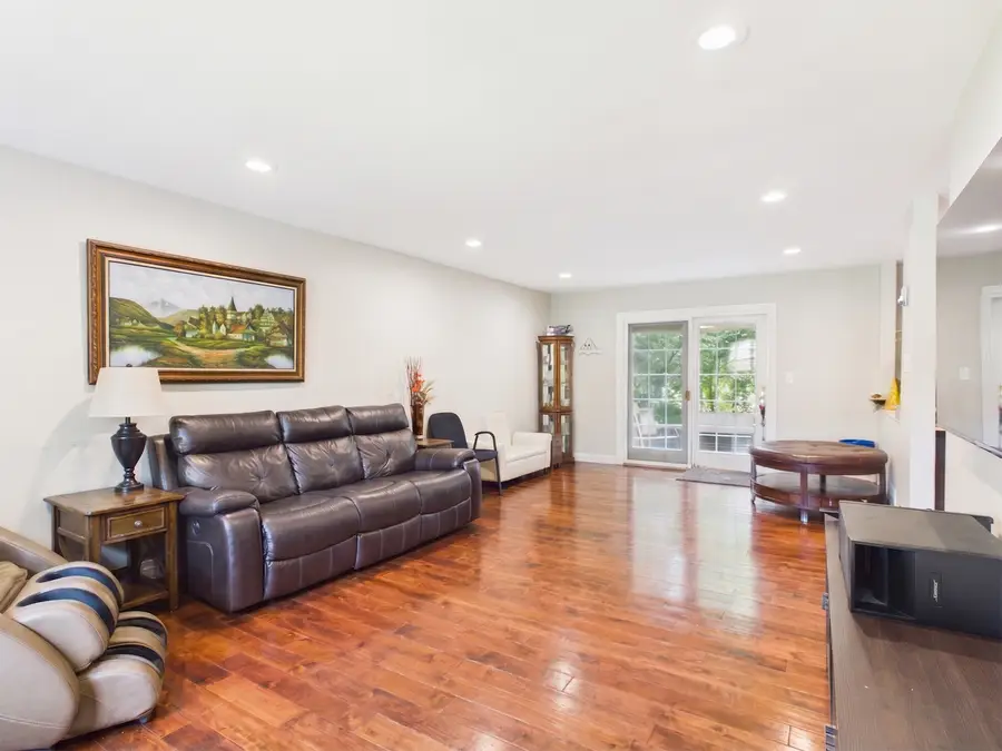 2541 Cobblewood Drive, Northbrook, IL 60062 - #3