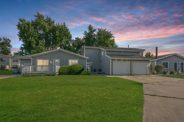 1562 Hunt Drive #B, Normal, IL 61761
