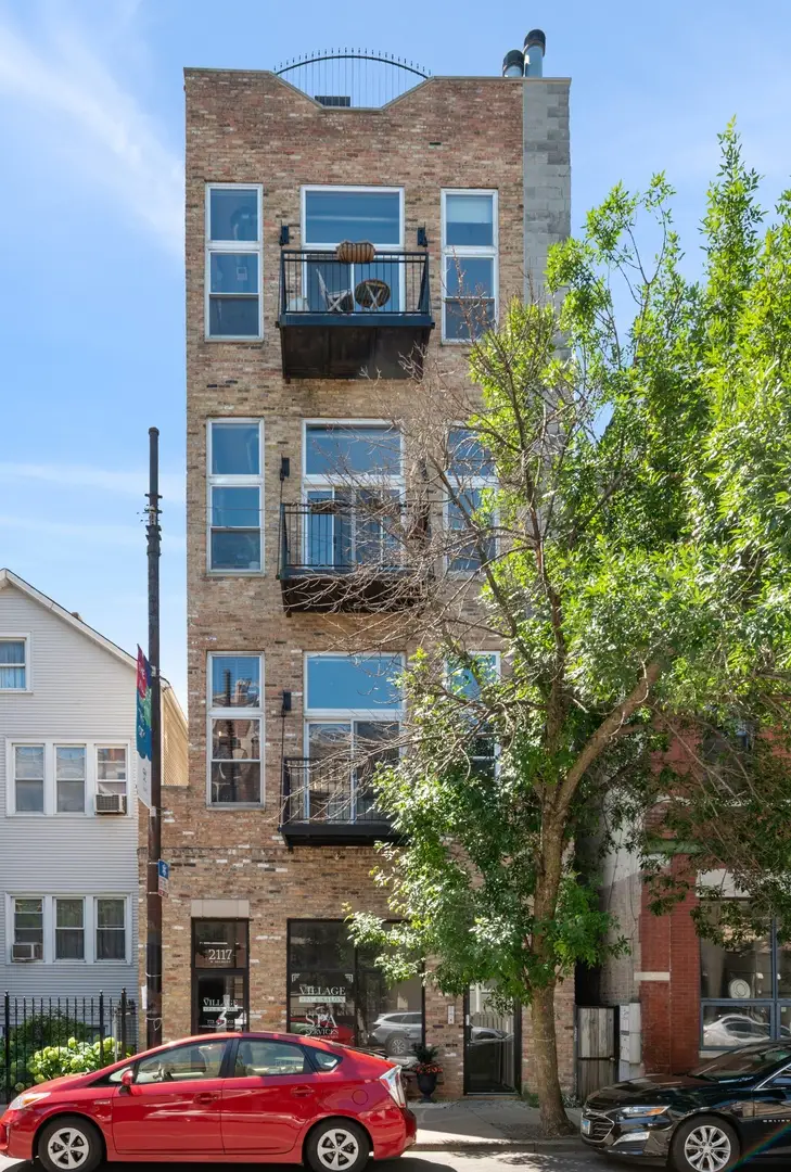 2117 W Belmont Avenue #2, Chicago, IL 60618 - #1