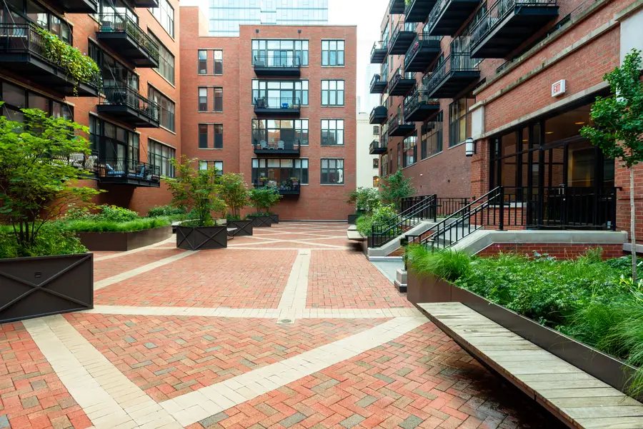 333 W Hubbard Street #801, Chicago, IL 60654 - #2