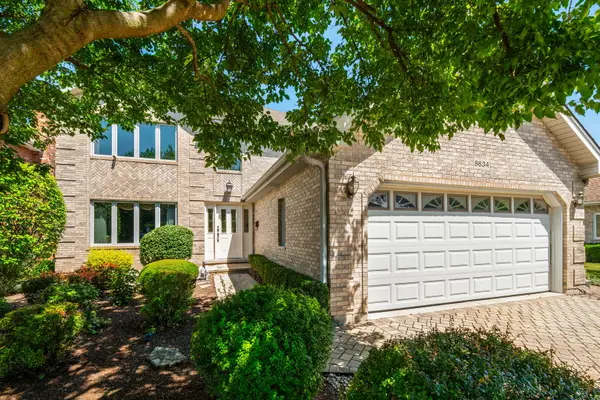 8634 W Park Lane, Niles, IL 60714