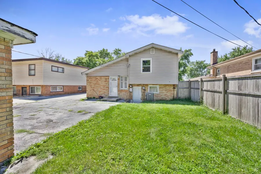 15539 Dobson Avenue, Dolton, IL 60419 - #3