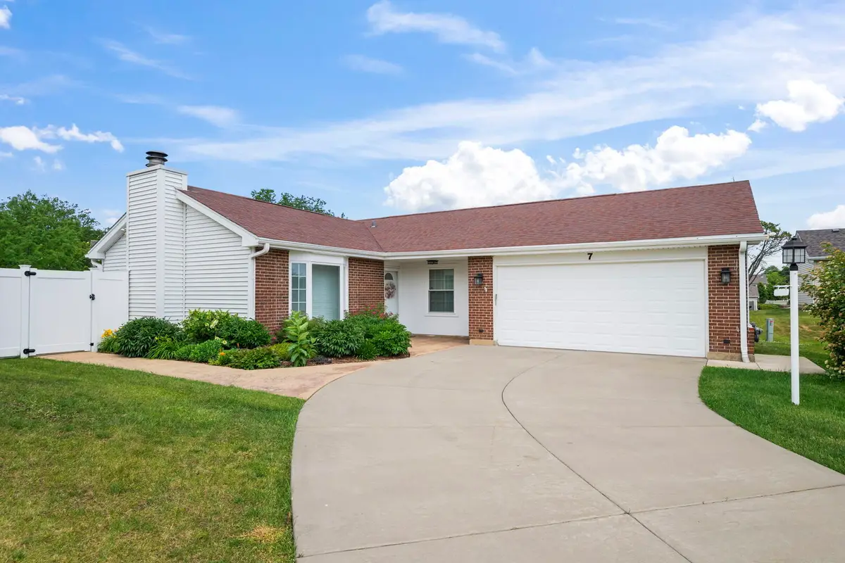 7 Greystone Court, Streamwood, IL 60107 - #1