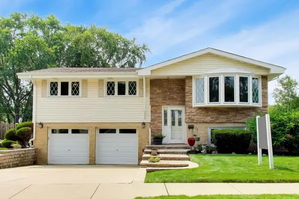 1462 Dayton Place, Des Plaines, IL 60018