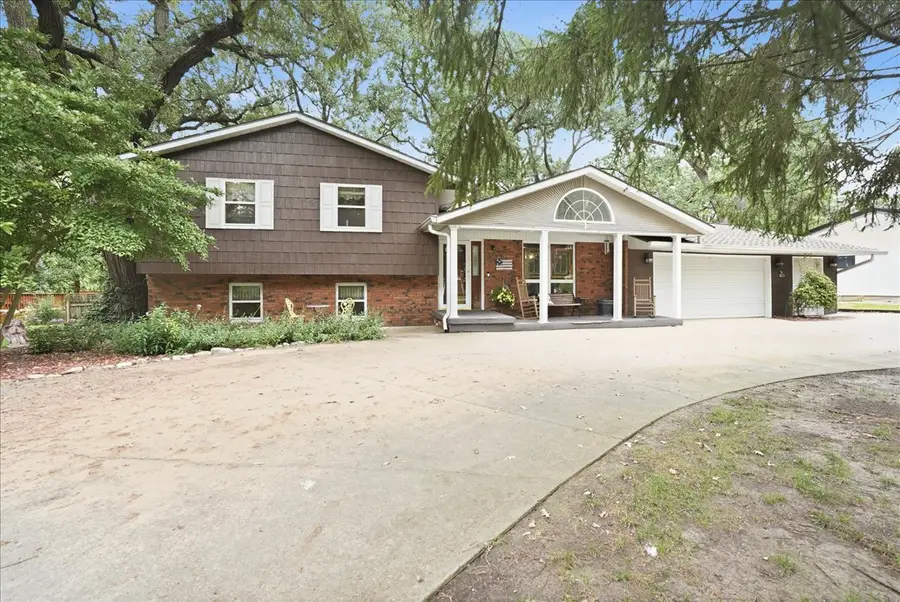 26 Timber Ridge Drive, Fairbury, IL 61739 - #2