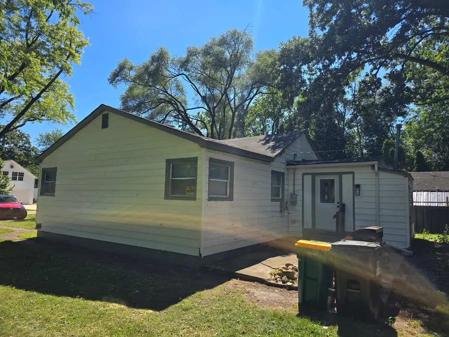 3014 Victoria Avenue, McHenry, IL 60050 - #3