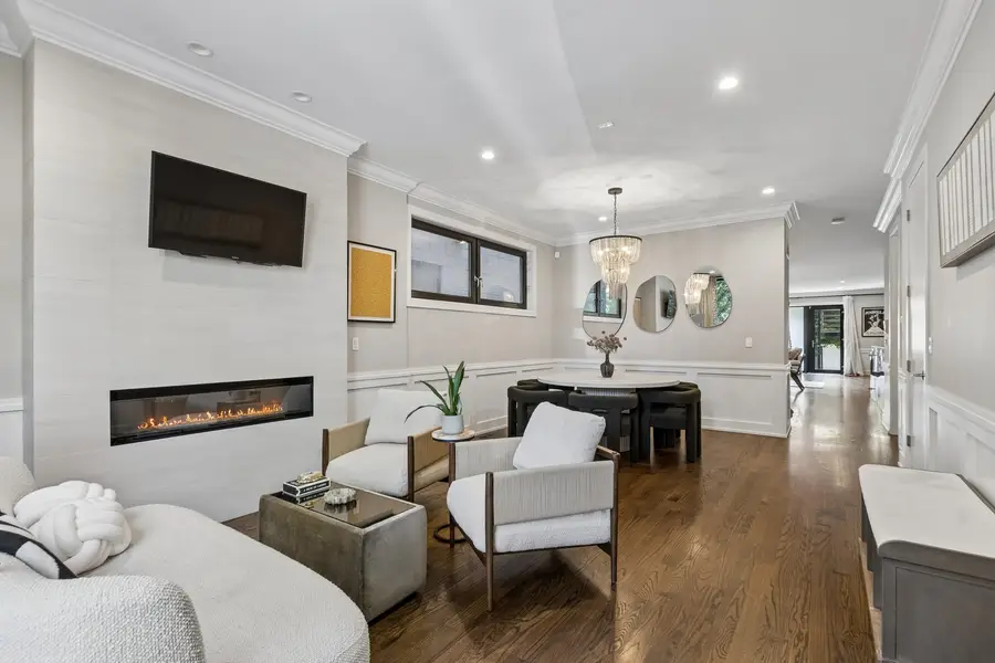 877 N Hermitage Avenue #1, Chicago, IL 60622 - #2