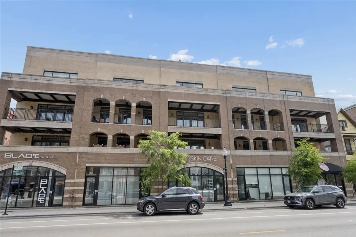 1423 W Belmont Avenue #4, Chicago, IL 60657 - #1
