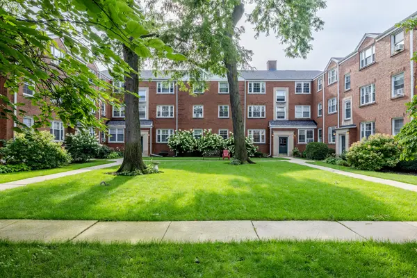 506 Bonnie Brae Place #1G, River Forest, IL 60305