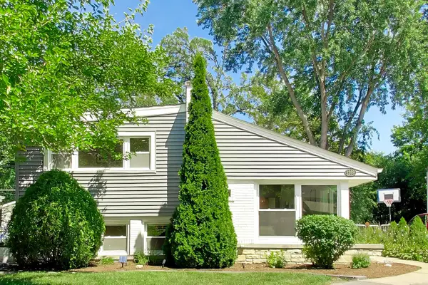 1269 Eastwood Avenue, Highland Park, IL 60035