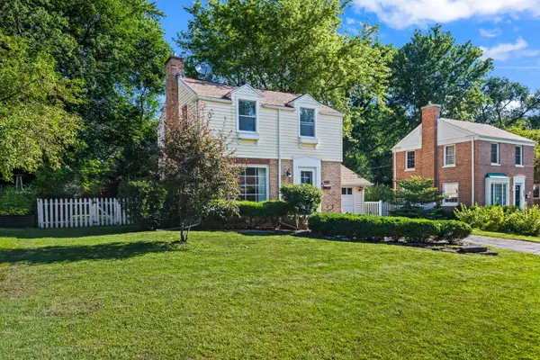 Address Withheld By Seller, Libertyville, IL 60048