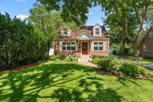 725 N County Line Road, Hinsdale, IL 60521 - #1