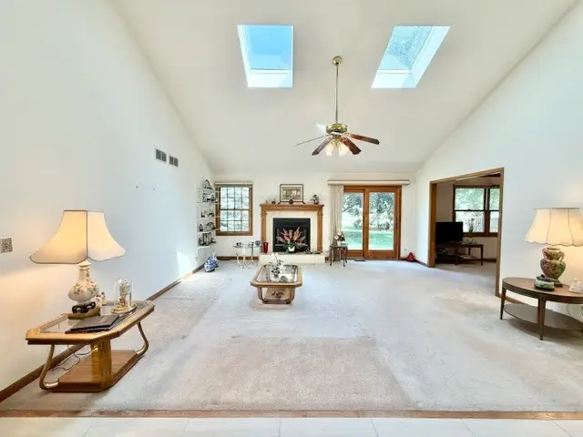 1024 Burke Court, Naperville, IL 60563 - #3