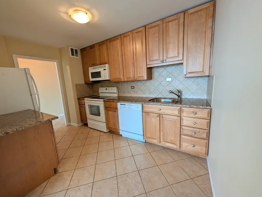 5455 N Sheridan Road #3103, Chicago, IL 60640 - #3