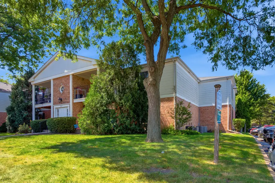967 Golf Course Road #2, Crystal Lake, IL 60014 - #2