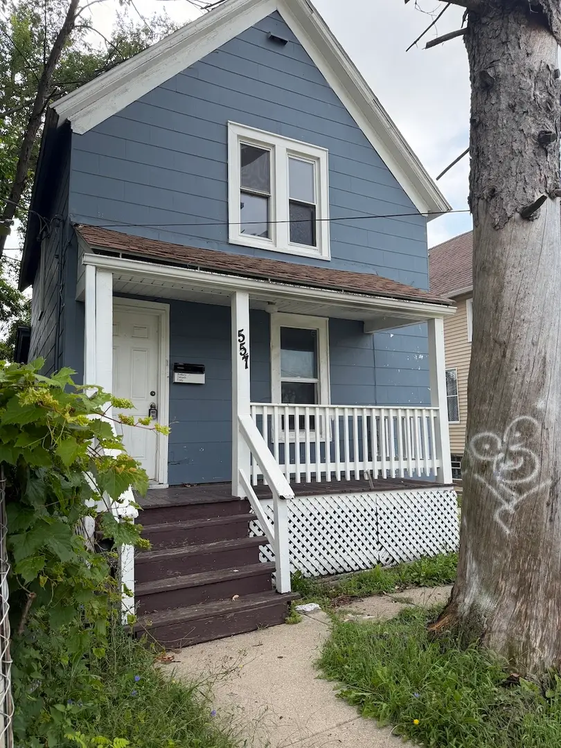 557 Oak Street, Waukegan, IL 60085 - #1