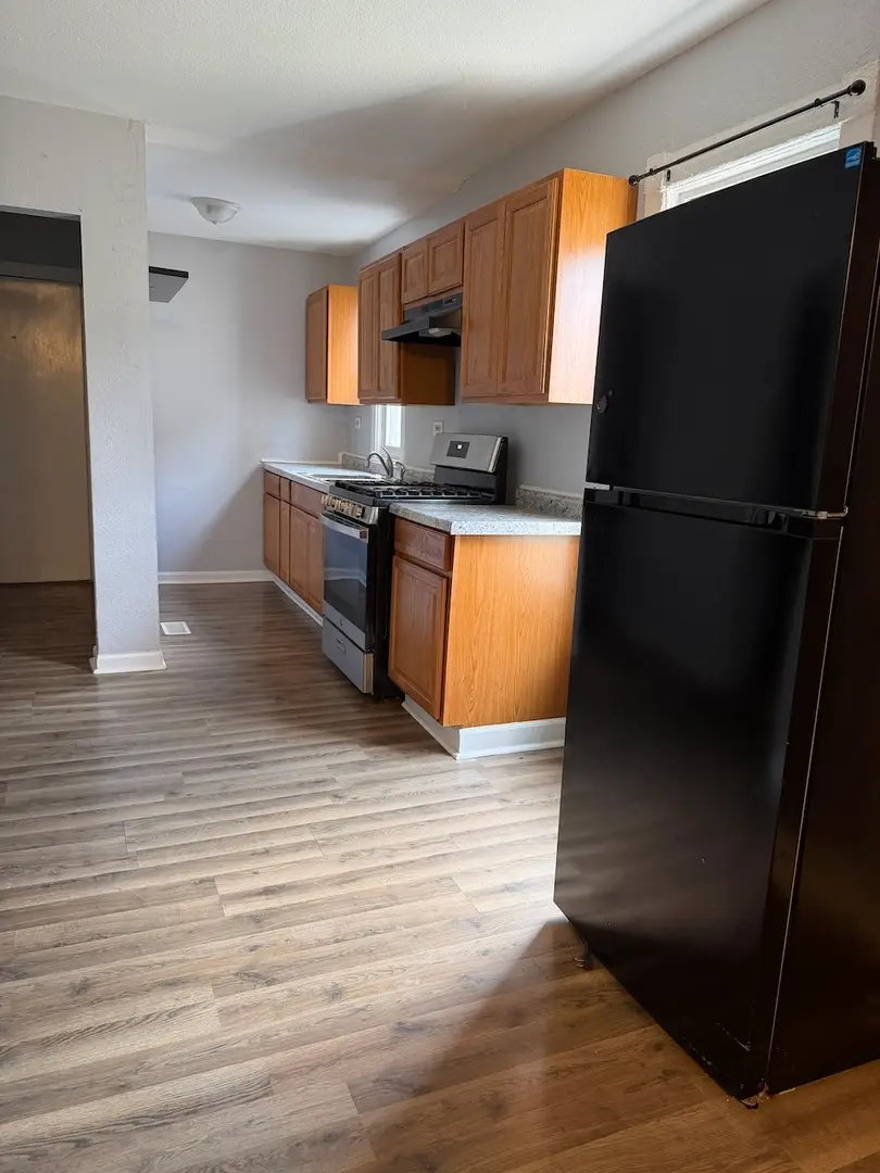 557 Oak Street, Waukegan, IL 60085 - #3