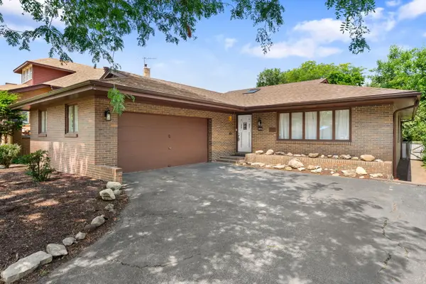 7856 45th Place, Lyons, IL 60534