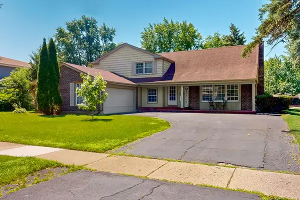 315 E Reseda Parkway, Palatine, IL 60067