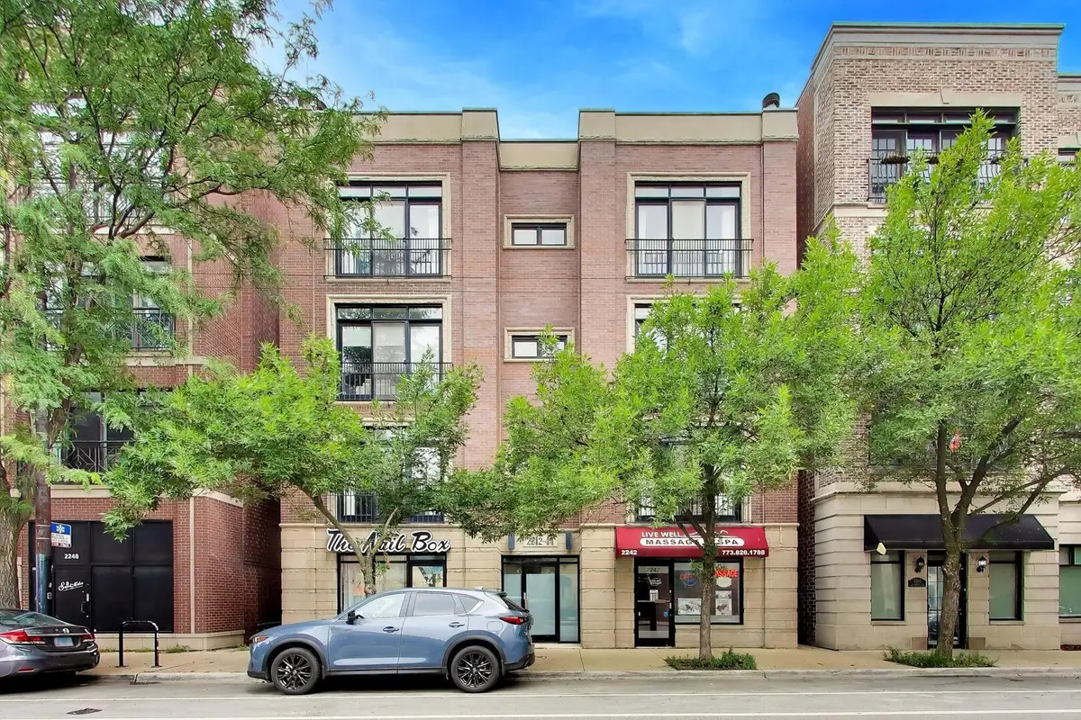 2242 W Belmont Avenue #4E, Chicago, IL 60618 - #1