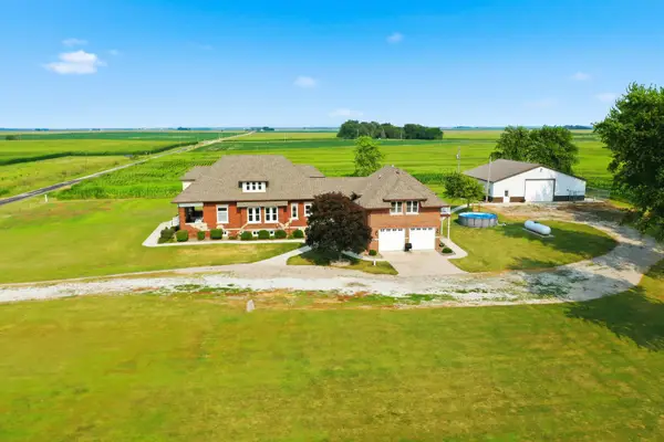973 E 2500 North Road, Ashkum, IL 60911