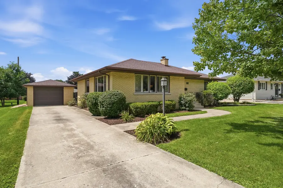 811 Magnolia Drive, Joliet, IL 60435 - #2