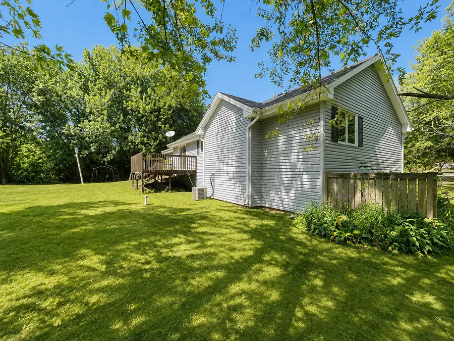 6615 W Gate Court, Roscoe, IL 61073 - #2