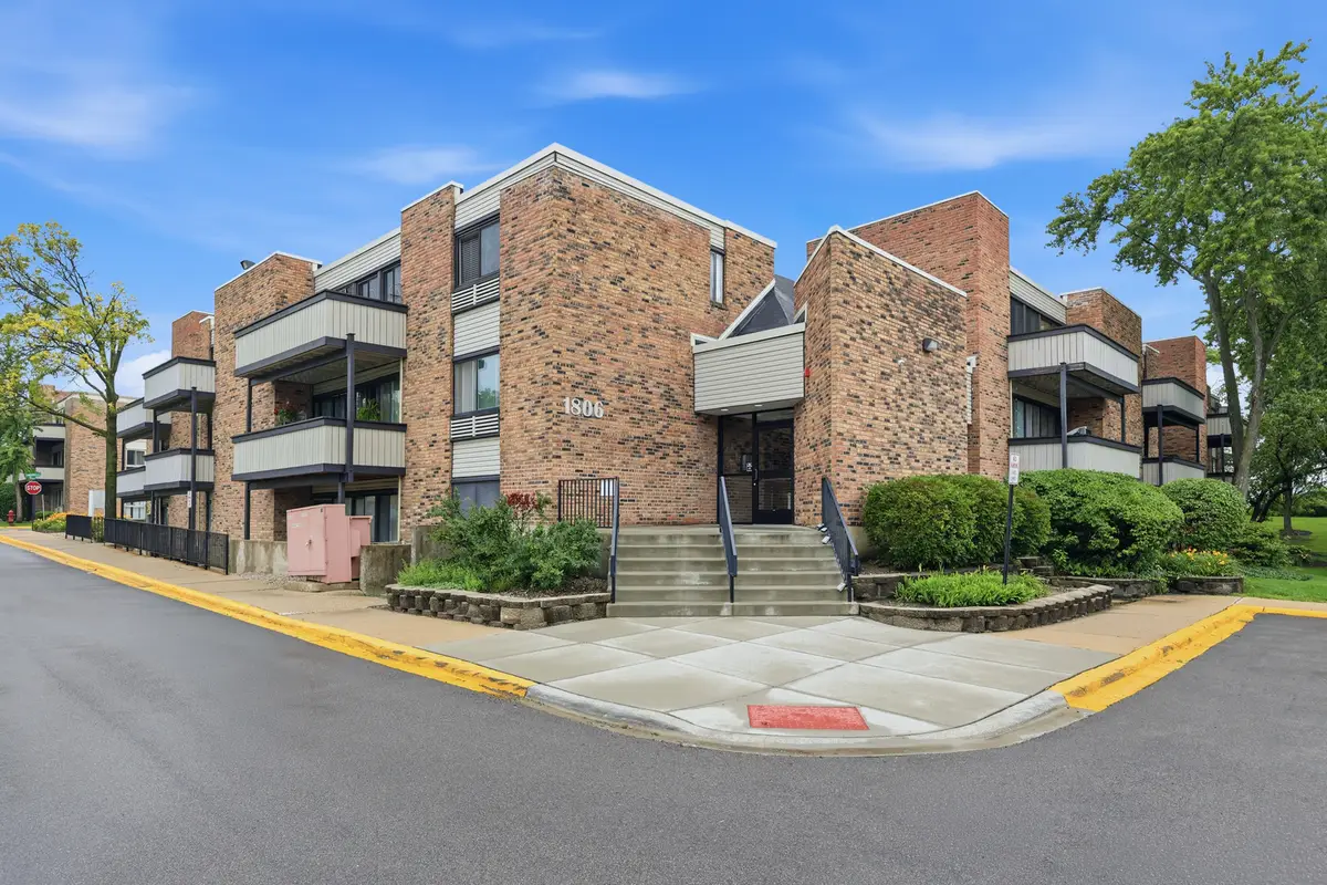 1806 Hemlock Place #102, Schaumburg, IL 60173 - #1