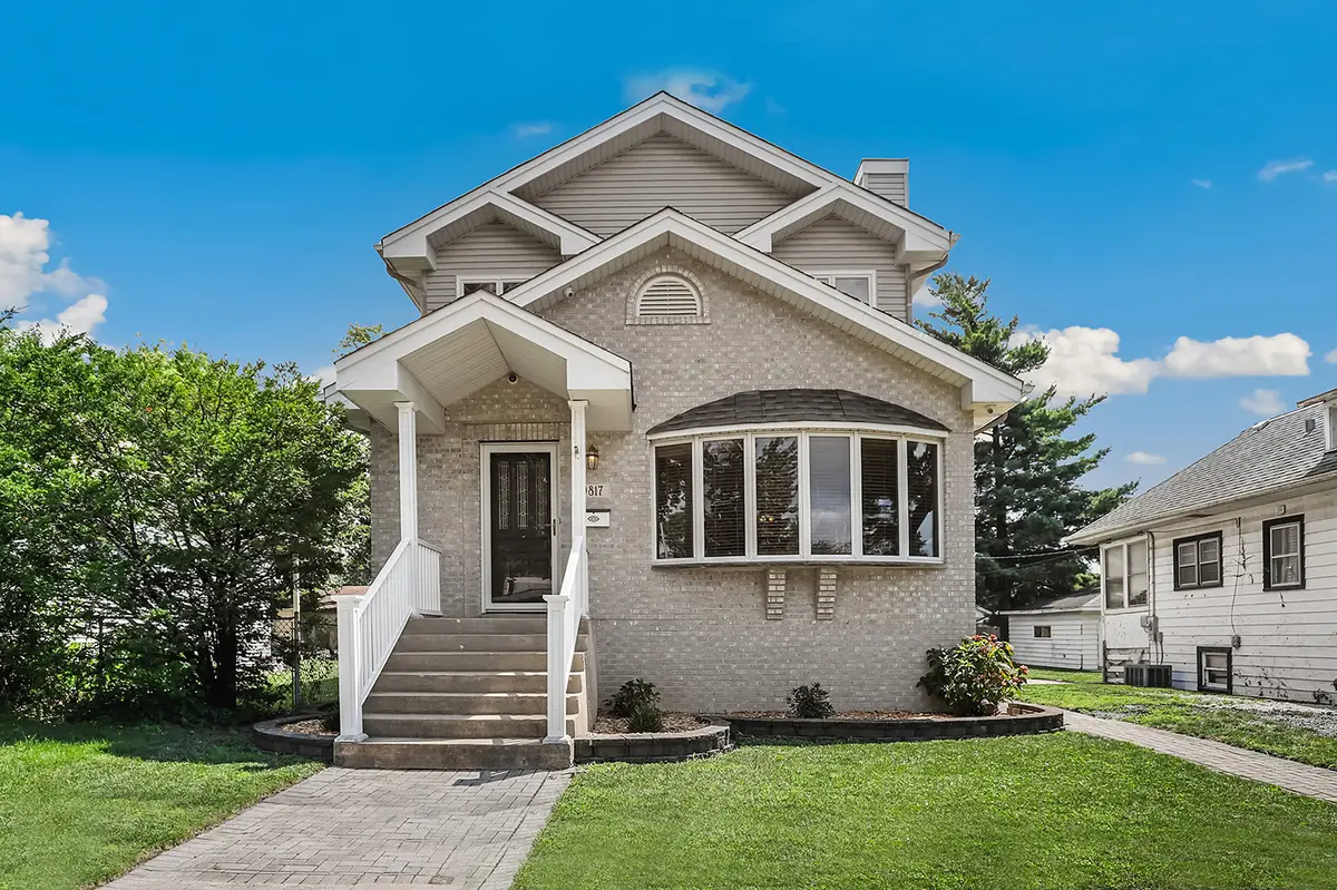 9817 Minnick Avenue, Oak Lawn, IL 60453 - #1