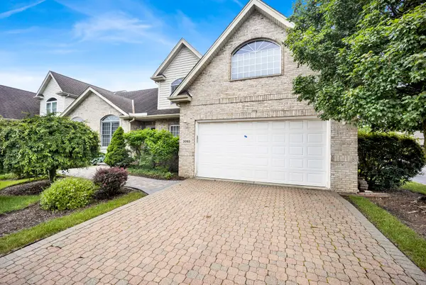 3063 Rosebrook Circle, Westchester, IL 60154