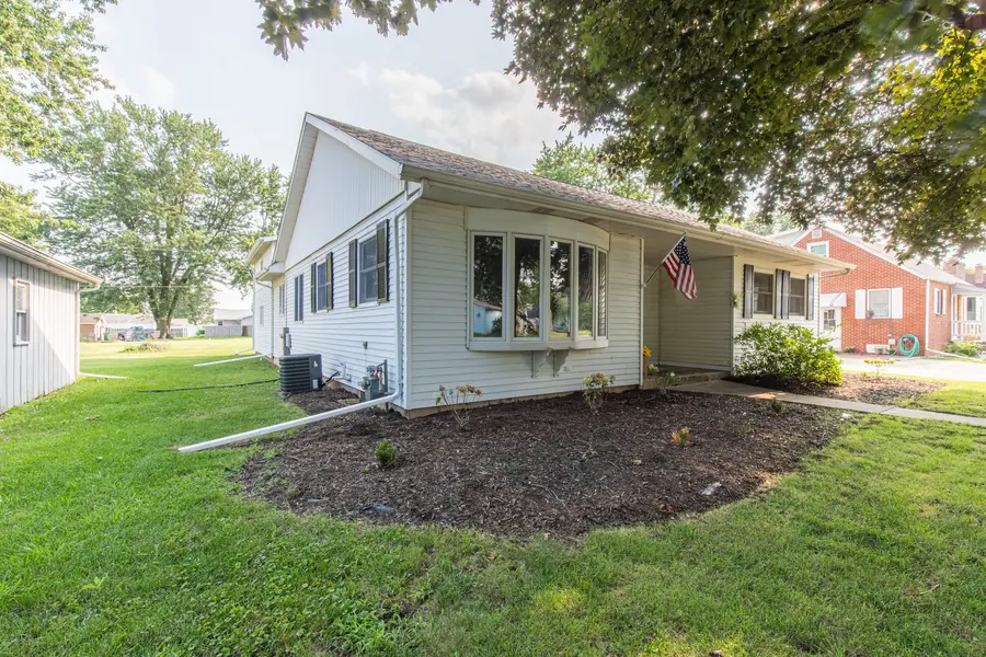 505 2nd Street, Mendota, IL 61342 - #3