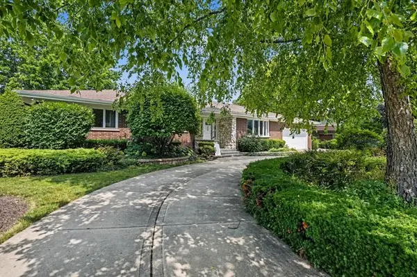 252 Cardinal Drive, Bloomingdale, IL 60108