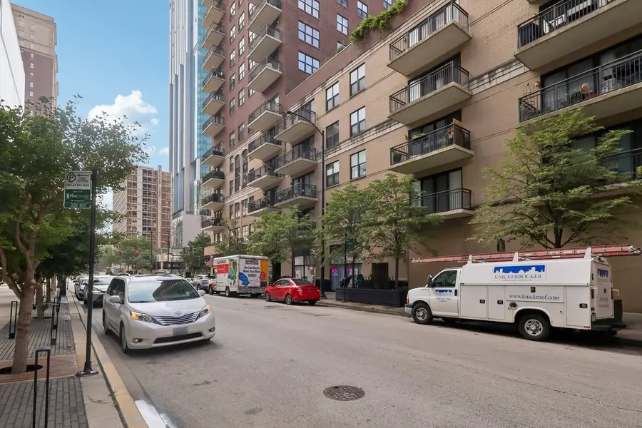 41 E 8th Street #1102, Chicago, IL 60605 - #2