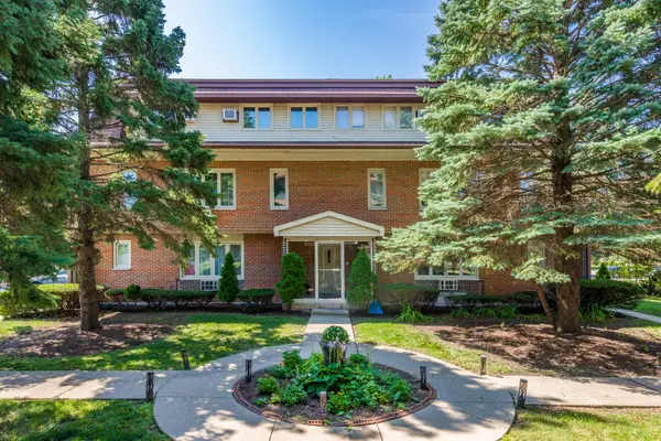 816 W Saint James Street #1W, Arlington Heights, IL 60005