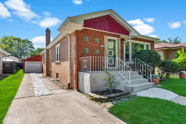11834 S Campbell Avenue, Chicago, IL 60655