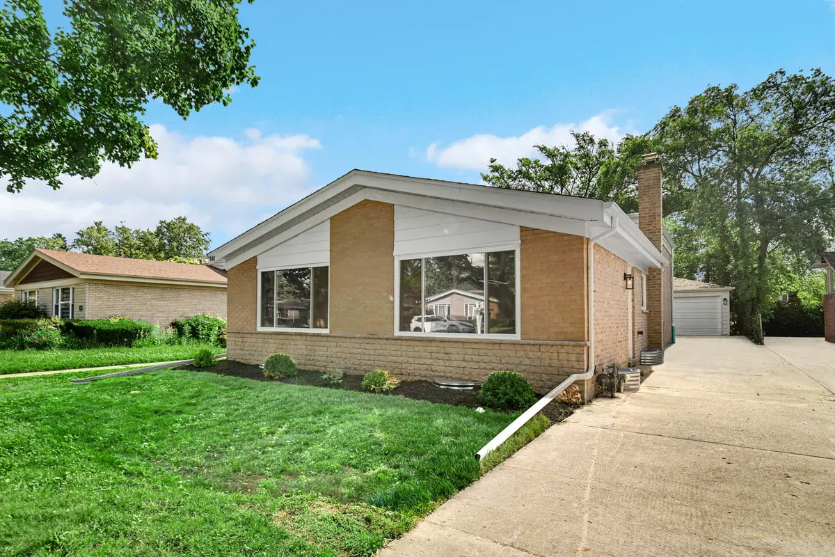 548 Leamington Avenue, Wilmette, IL 60091 - #1