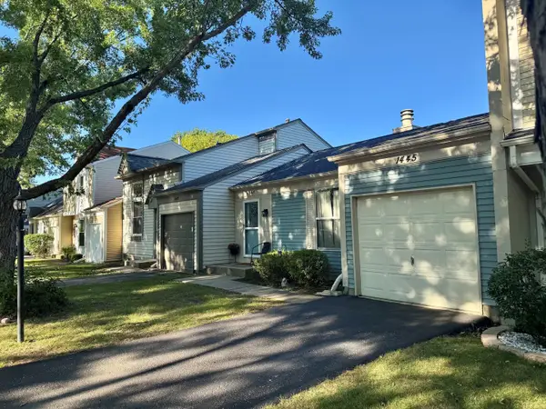 1445 N Driftwood Avenue, Palatine, IL 60067