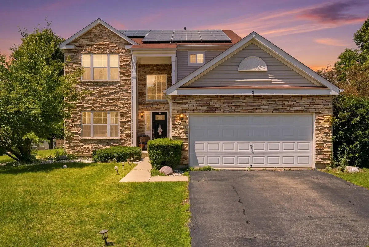 9 Tenneyson Court, Lake In The Hills, IL 60156 - #1