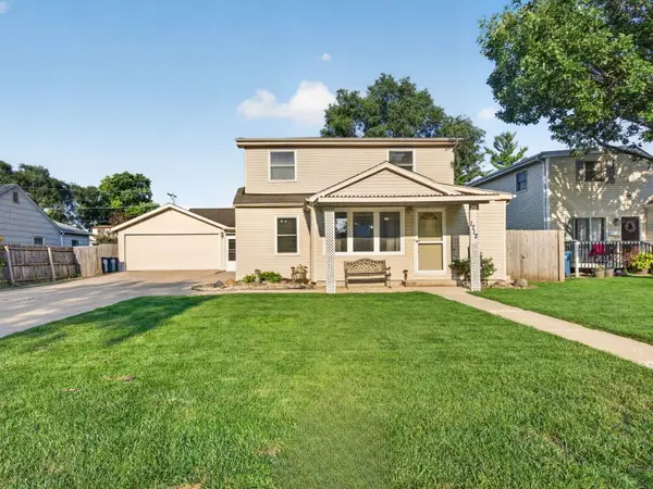 1712 Wilcox Street, Crest Hill, IL 60403