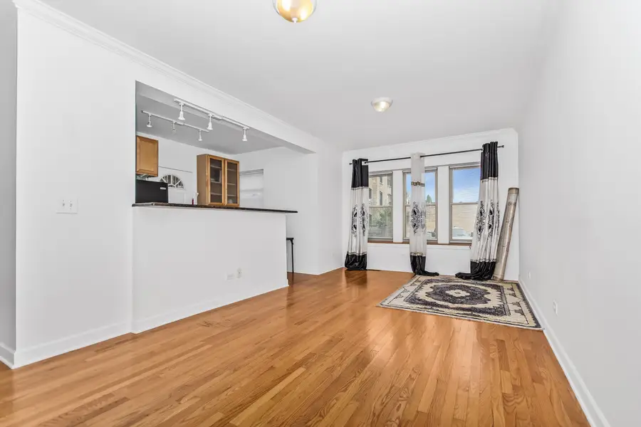 2514 W North Shore Avenue #1, Chicago, IL 60645 - #3