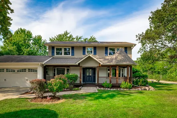 305 E Armitage Avenue, Elmhurst, IL 60126