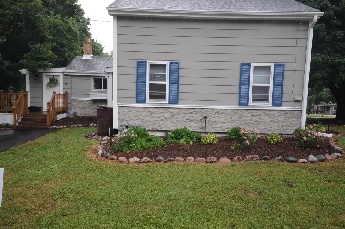 5724 Milwaukee Avenue, Richmond, IL 60071 - #1