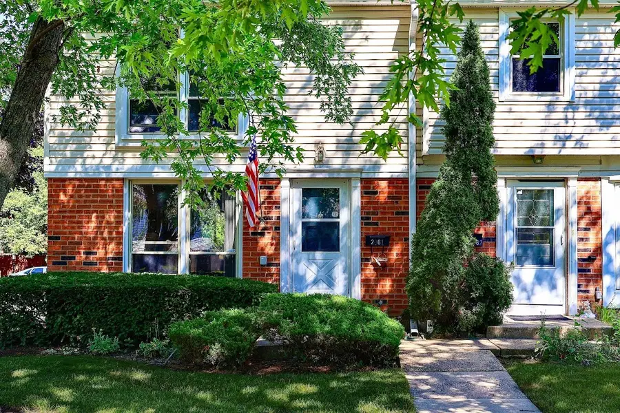 2061 Essex Court, Streamwood, IL 60107 - #2