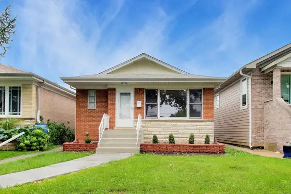 7528 W Winnemac Avenue, Harwood Heights, IL 60706