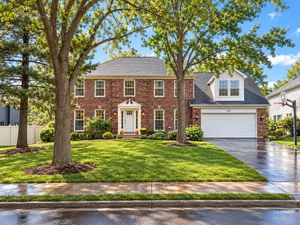 1177 Kenilworth Circle, Naperville, IL 60540