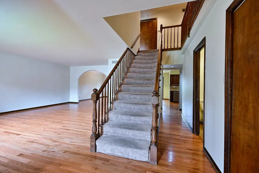 8039 Geneva Street, Woodridge, IL 60517 - #3