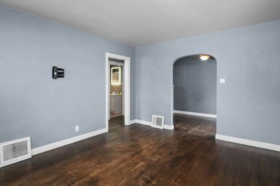 433 51st Street, Moline, IL 61265 - #2