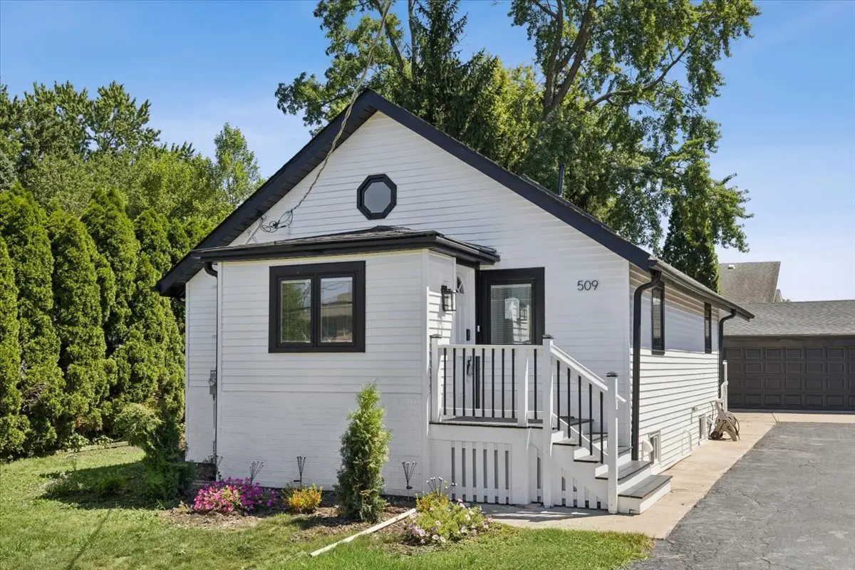 509 E Lincoln Street, Arlington Heights, IL 60005 - #1