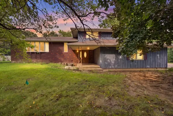 13 Timber Ridge Drive, Fairbury, IL 61739